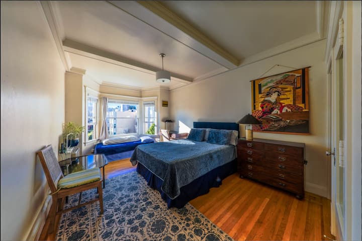 Safe Russian Hill-Great for Business & Pleasure