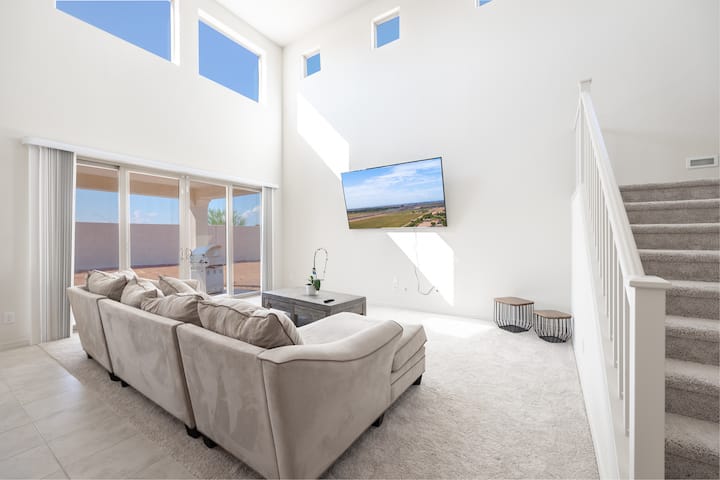 Cardinals House-  Heated Pool/spa And Fire Pit - Glendale