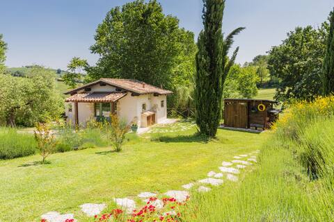 Relaxing Cottage in the countryside