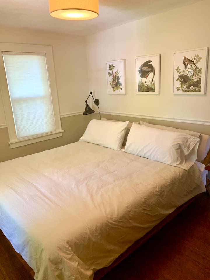 Spavaća soba 1 (bračni krevet)