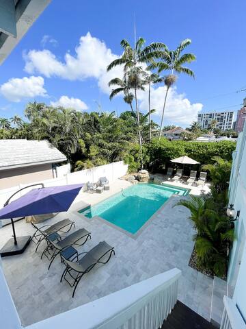 The Ultimate Beach House. Over 130 5Star Reviews gallery image 5