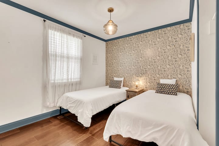 غرفة النوم 2