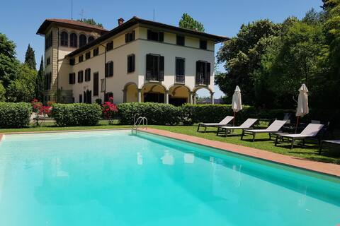 Villa di Lucciano, Elegance Through Time