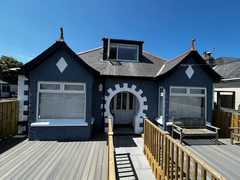 Luxury Contemporary Beach House