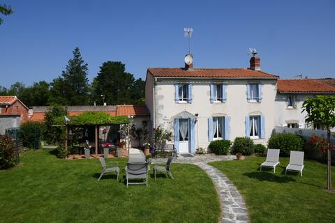 La Maison de Rose (Clisson and Puy du Fou)