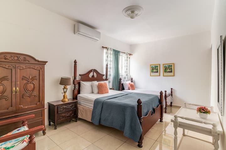 ห้องที่ 2 ที่ชั้น 1 นอนได้ 3 คน