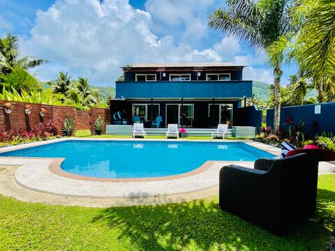 Taakoka Muri Beach Villa -Pool,Kayaks,Beach Front