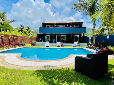 Taakoka Muri Beach Villa -Pool,Kayaks,Beach Front