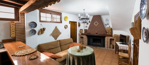 Top Airbnb: THE ESPARTO HOUSE IN CAZORLA in Cazorla