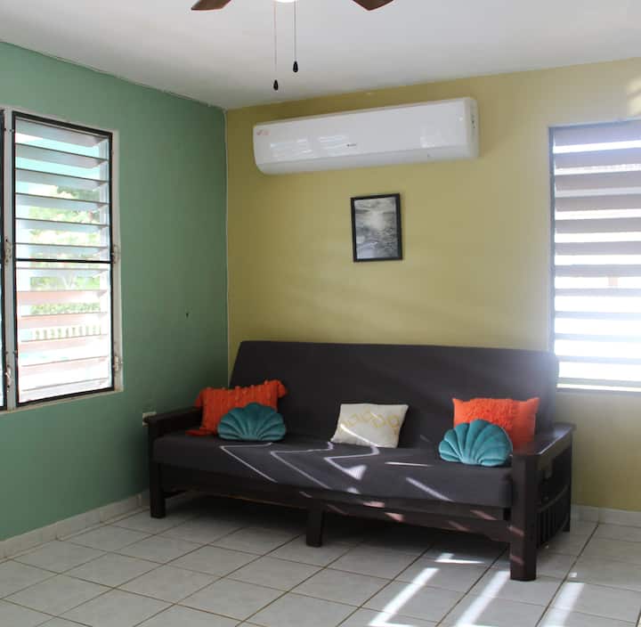 Насладете се на уюта на климатичната инсталация, докато се наслаждавате на любимия си филм.