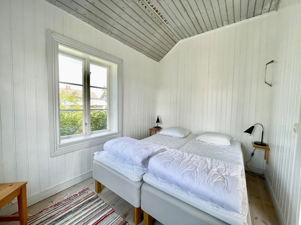 Chumba kimoja cha kulala.