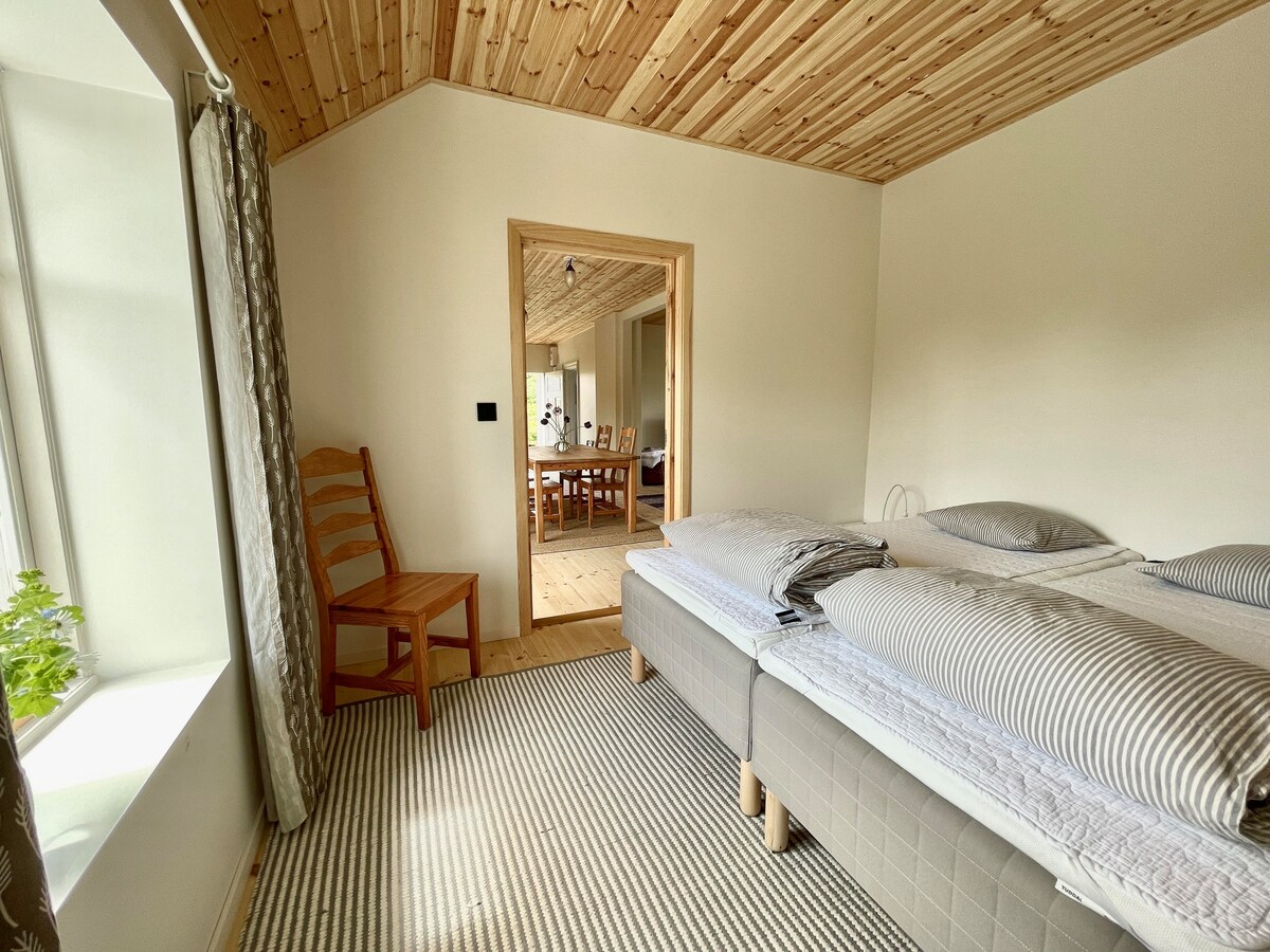 Chumba kingine kimoja.