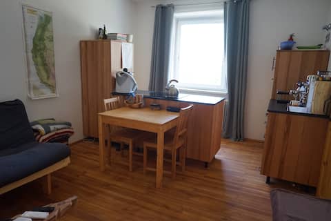 Popular Airbnb listing: 2-room apartment with good connections in Alte Heide Hirschau
