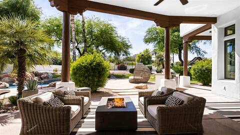 Paradise Family Oasis: Pool + Spa + Pickleball!