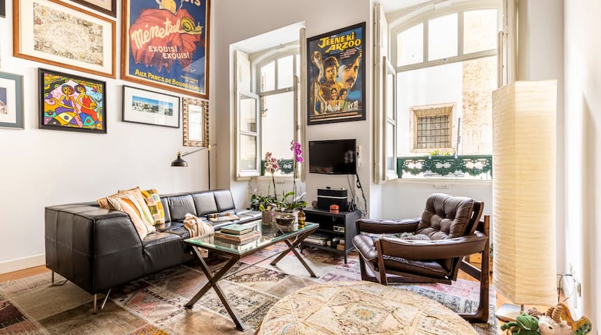 Stylish and Spacious House in Principe Real