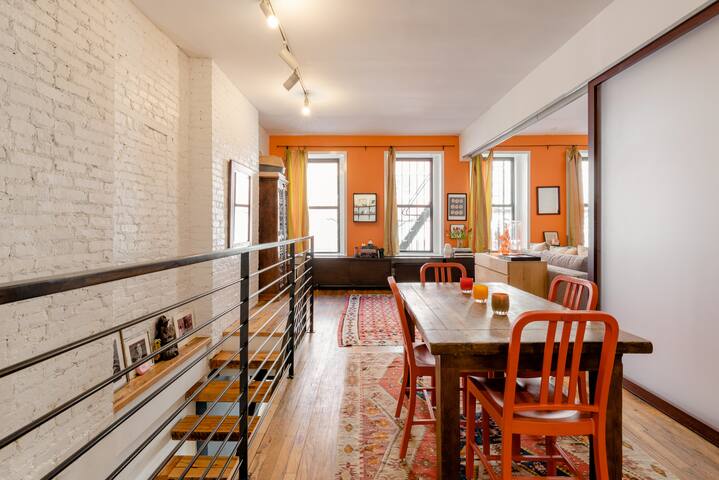 Colorful 2+ Bedroom Apt. on NYC’s Lower East Side gallery image 5