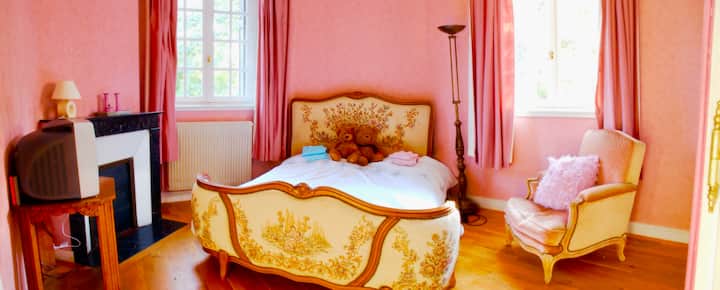 East Wing double bedroom