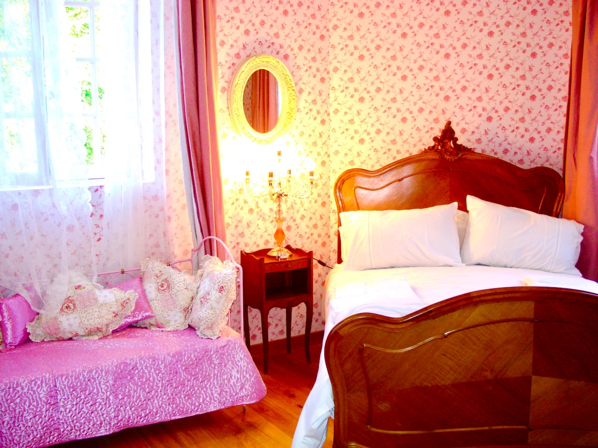 West Wing double bedroom