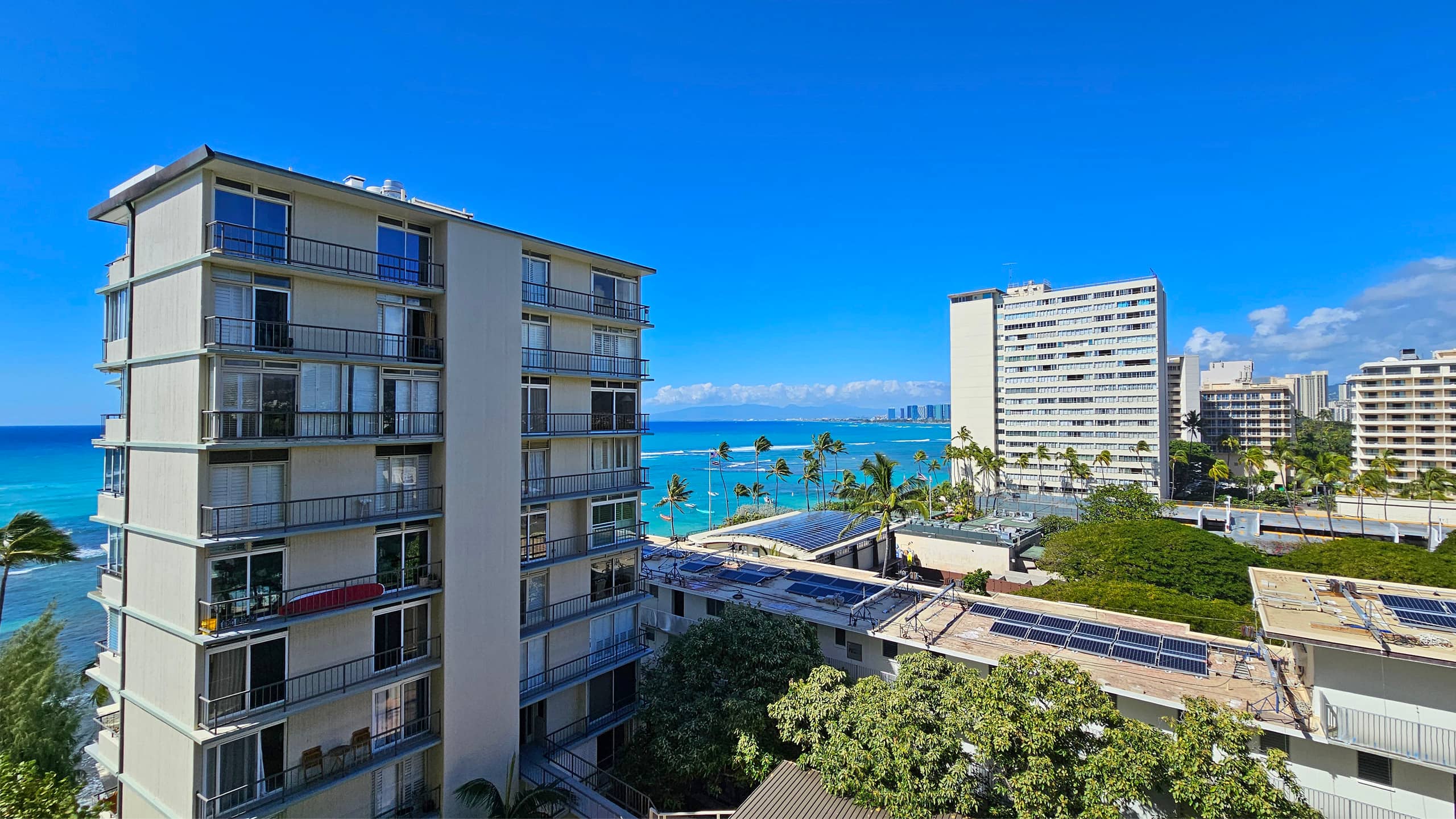 Condo in Honolulu · ★4.36 · 1 bedroom · 1 bed · 1 private bath - Image 25
