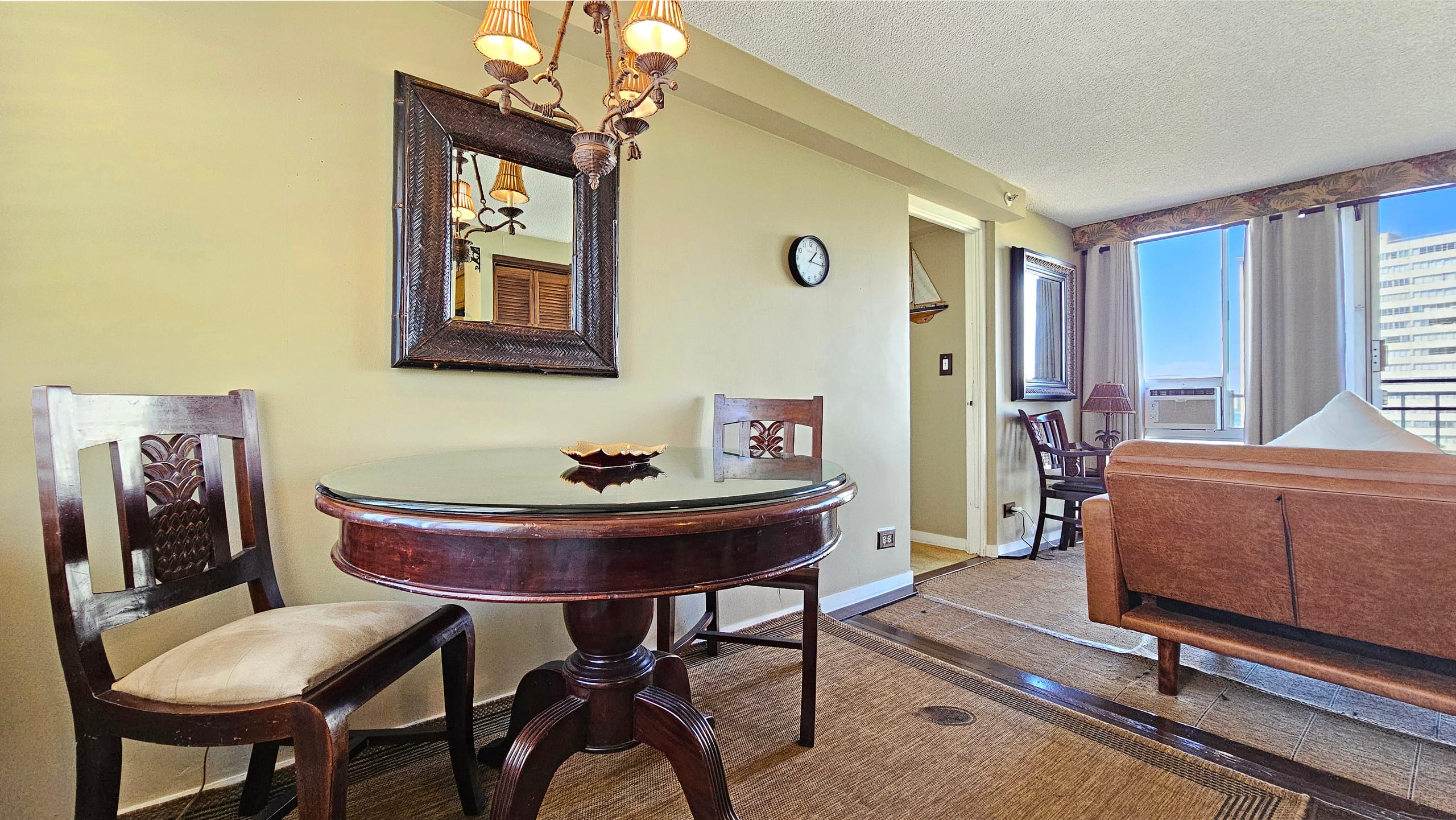 Condo in Honolulu · ★4.36 · 1 bedroom · 1 bed · 1 private bath - Image 13