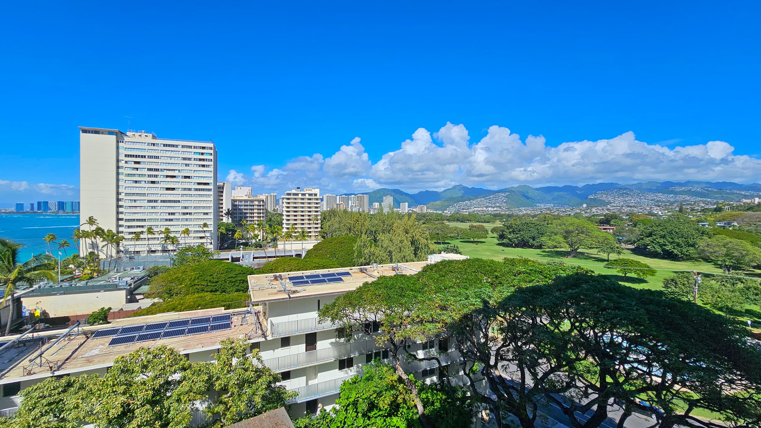 Condo in Honolulu · ★4.36 · 1 bedroom · 1 bed · 1 private bath - Image 26