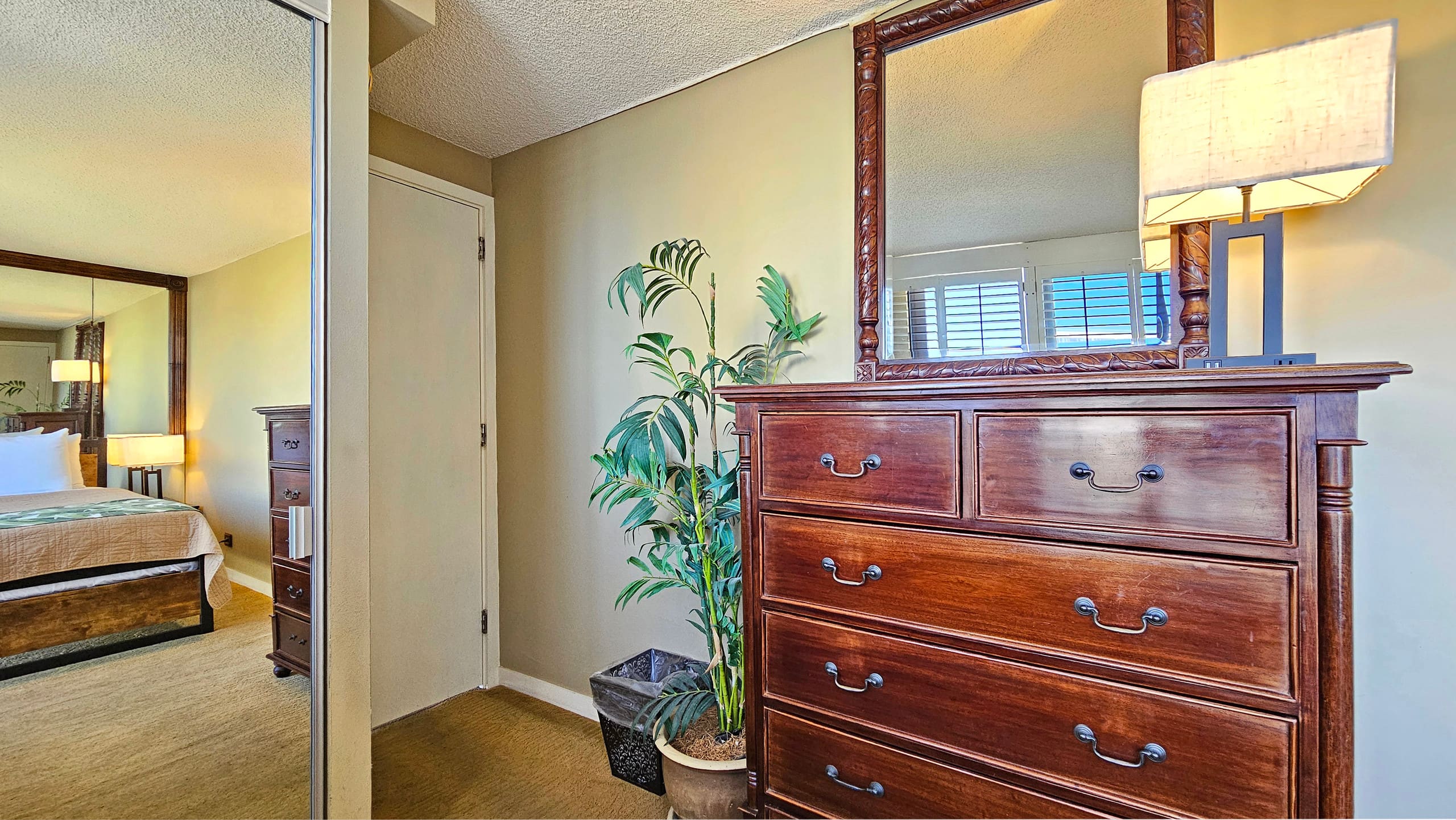 Condo in Honolulu · ★4.36 · 1 bedroom · 1 bed · 1 private bath - Image 17