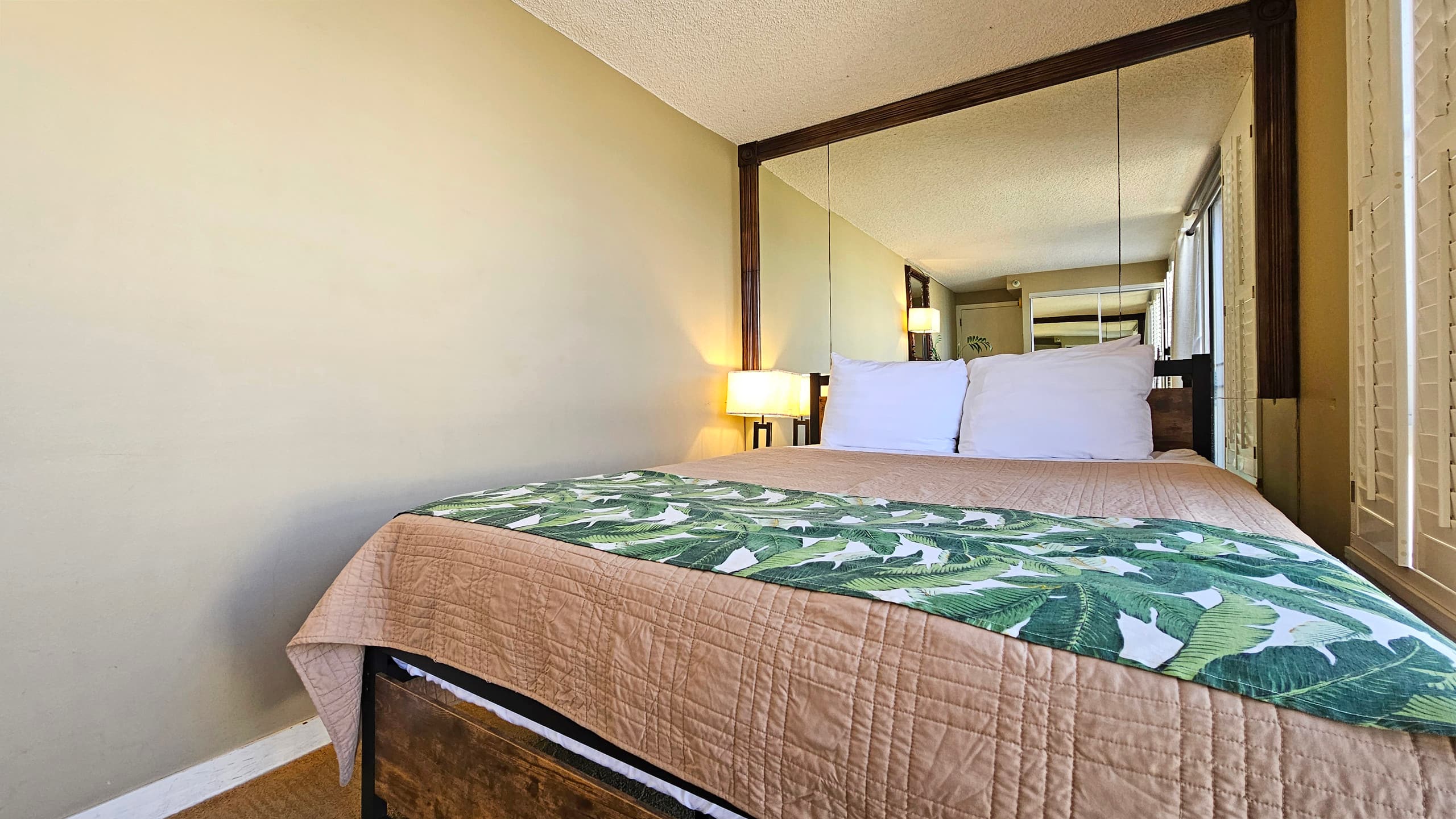 Condo in Honolulu · ★4.36 · 1 bedroom · 1 bed · 1 private bath - Image 16