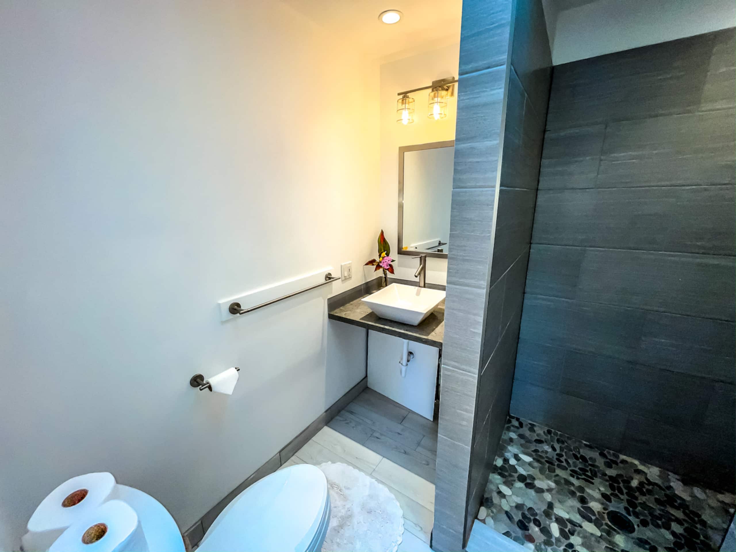 Unplug and Reset: Sunset Suite with Ocean View - Photo 9