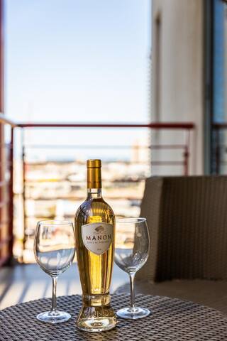 Luxury 3BR City View in Southbank Next to CROWN gallery image 3