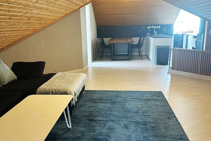 Tolle Großzügige Wohnung Mit 3 Schlafzimmern - Bad Boll