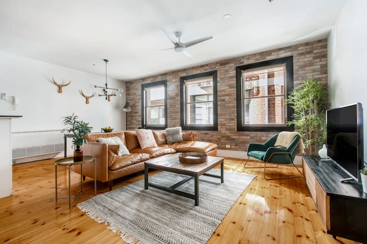 Heritage Charm In Melbourne’s Heart With Rooftop - Australia