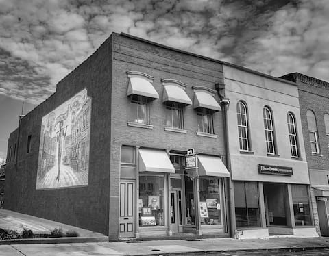 Cody's Rest - An Incredible Victorian Experience