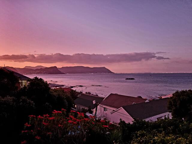 Boulders Beach House with beautiful views gallery image 2