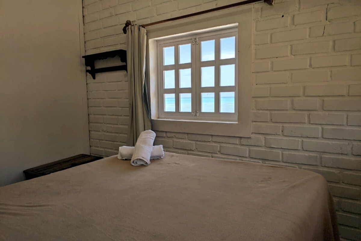 Საძინებელი 4
