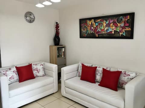 Comfortable house in private closter