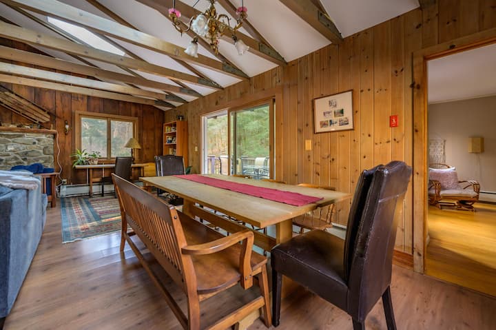 Harvey Mountain Lodge by State Forest