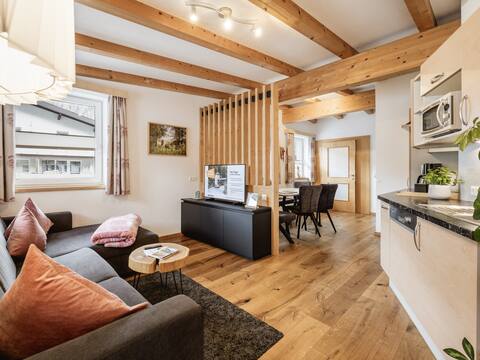 Apartment rock crystal with 70 m²