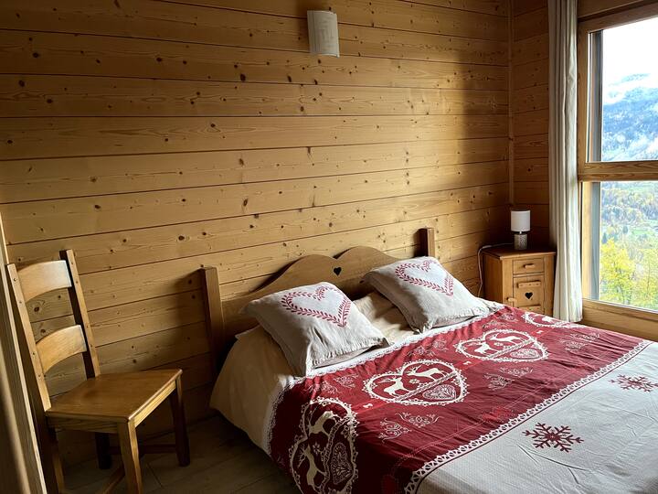 غرفة بيلفيو ذات المنظر الخلاب. 