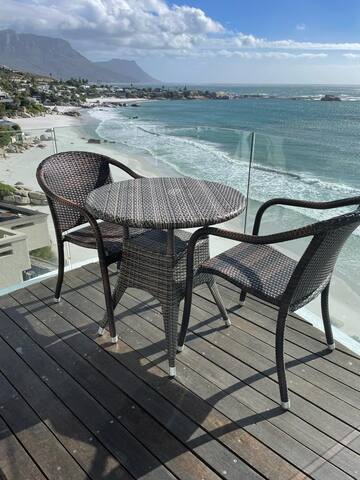 Spectacular Clifton Penthouse on 1st Beach. gallery image 5