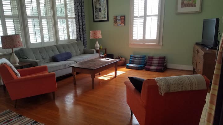 Southern Charm In The City - Knoxville, TN