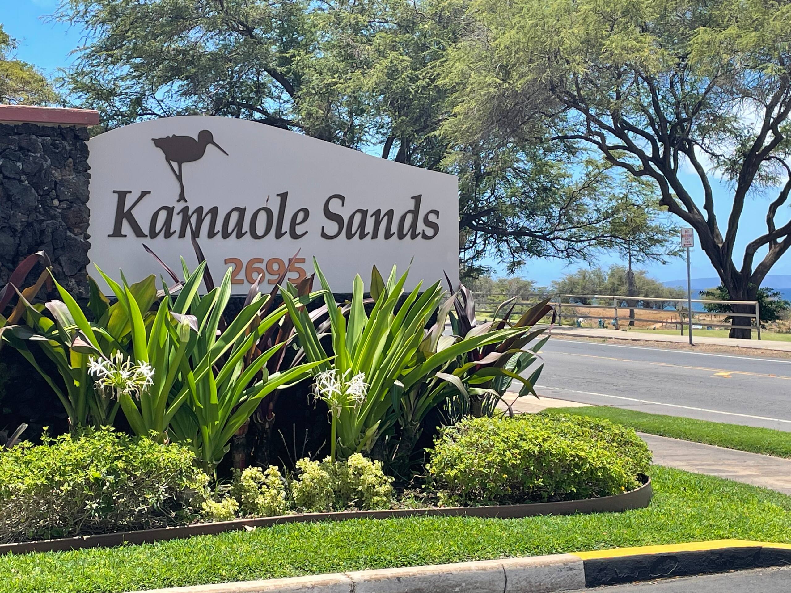 Condo in Kihei · ★4.9 · 1 bedroom · 1 bed · 2 private baths - Image 5