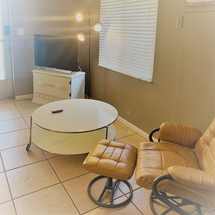 Calming By The Bay Cottage #3 - Englewood, FL