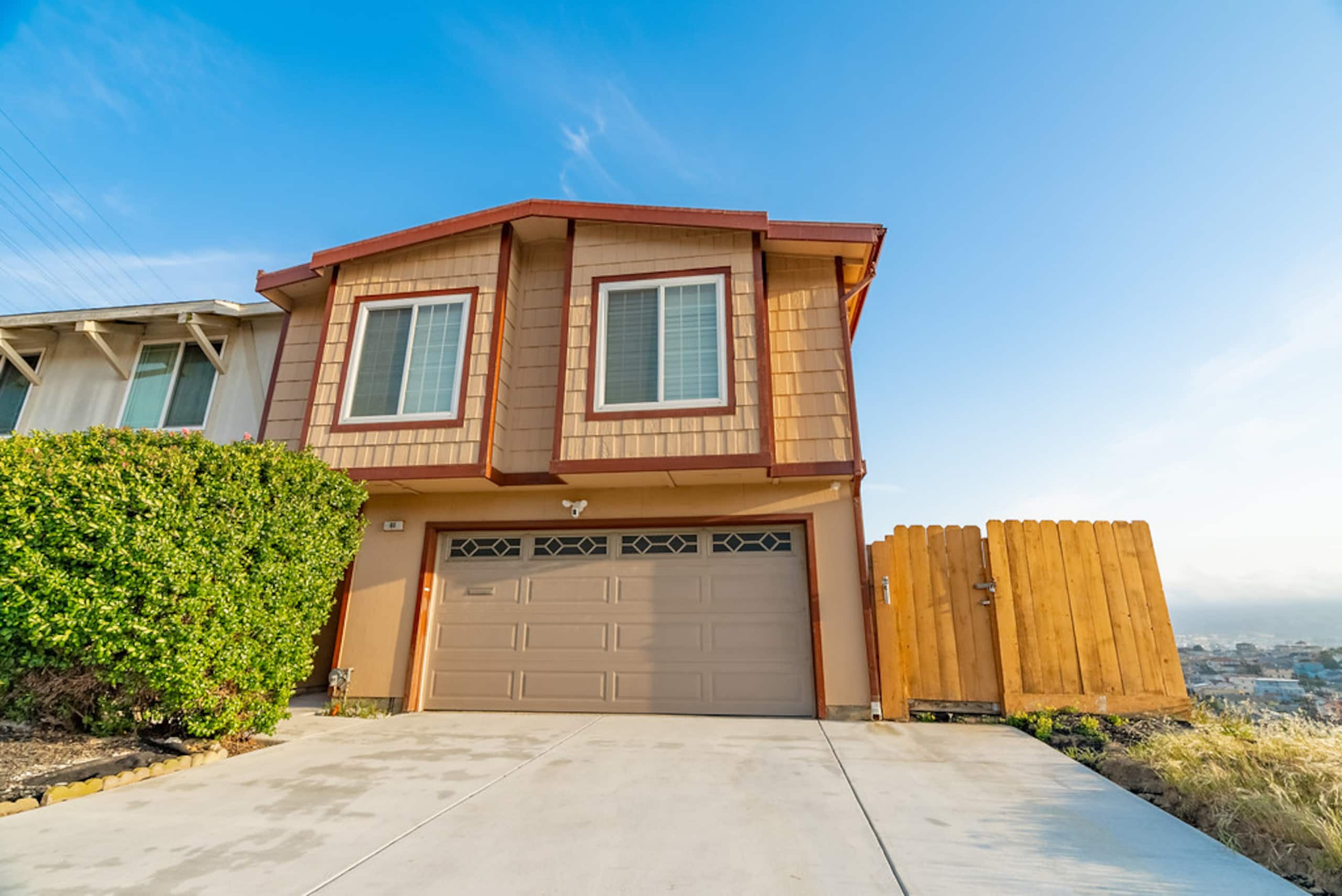 Home in South San Francisco · ★4.9 · 4 bedrooms · 5 beds · 2 private baths - Image 22