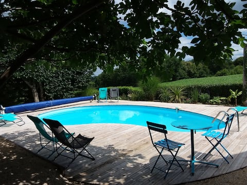 Beautiful 4* service, private pool, 10 people