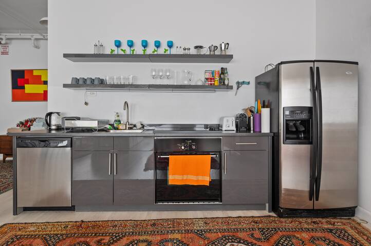 Light in Soho gallery image 4