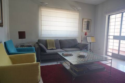 Gorgeous 2BR/2BTH Prime Jerusalem