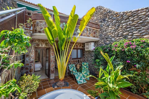 Top performing Airbnb: GranTauro - beach and golf holiday home in Mogán