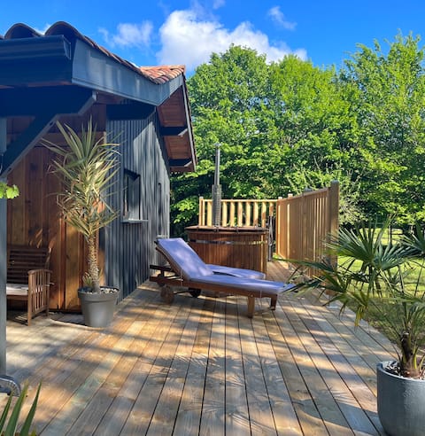 Eco Lodge 1 with hot tub