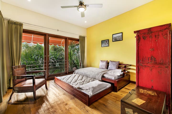 Kiyoyozi na feni ya dari