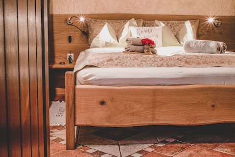 Studio with SAUNA/Netflix/heated floors